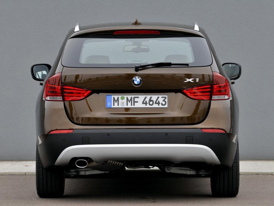  BMW X1 xDrive 2.0d 2009 года  (фото 19 из 30)